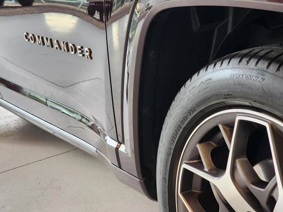 JEEP COMMANDER 1.3 T270 TURBO FLEX OVERLAND AT6